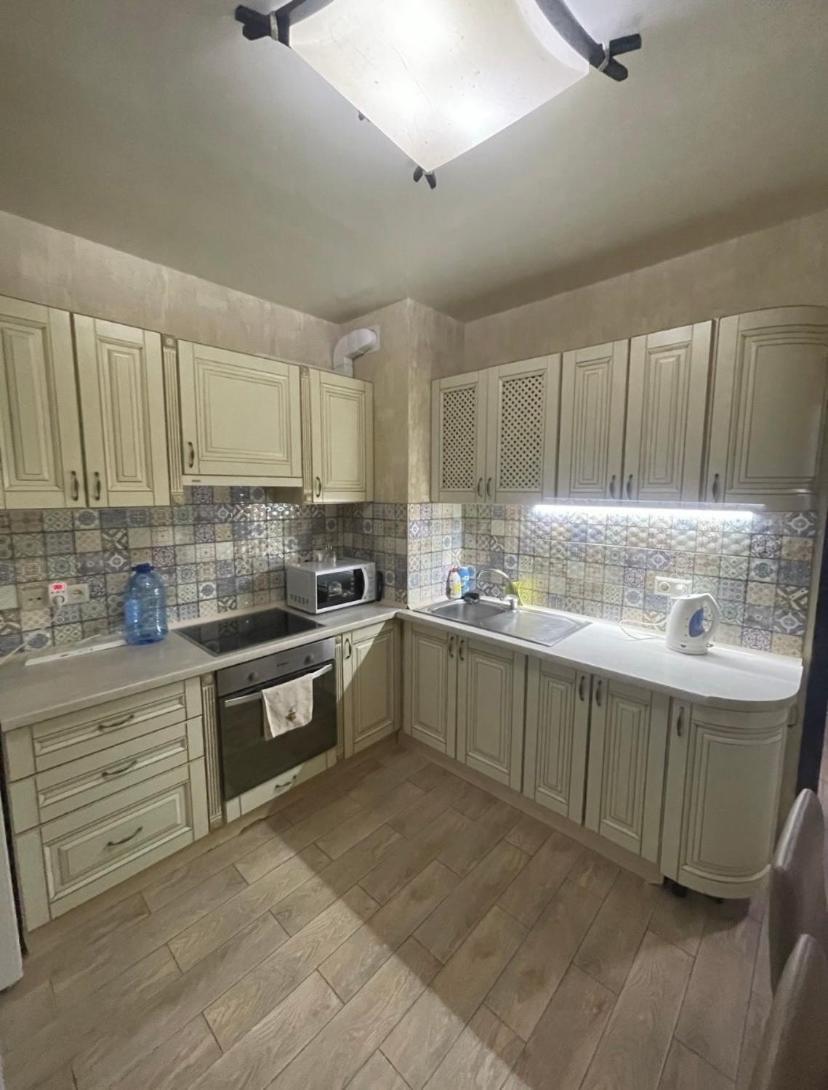 New Studio Apartment Одесса Экстерьер фото